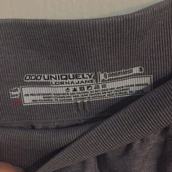 Uniquely Lorna Jane Seamless Leggings - Picture 3 of 3